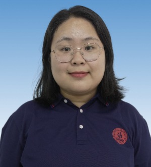 史佳莉 高中部政治教师