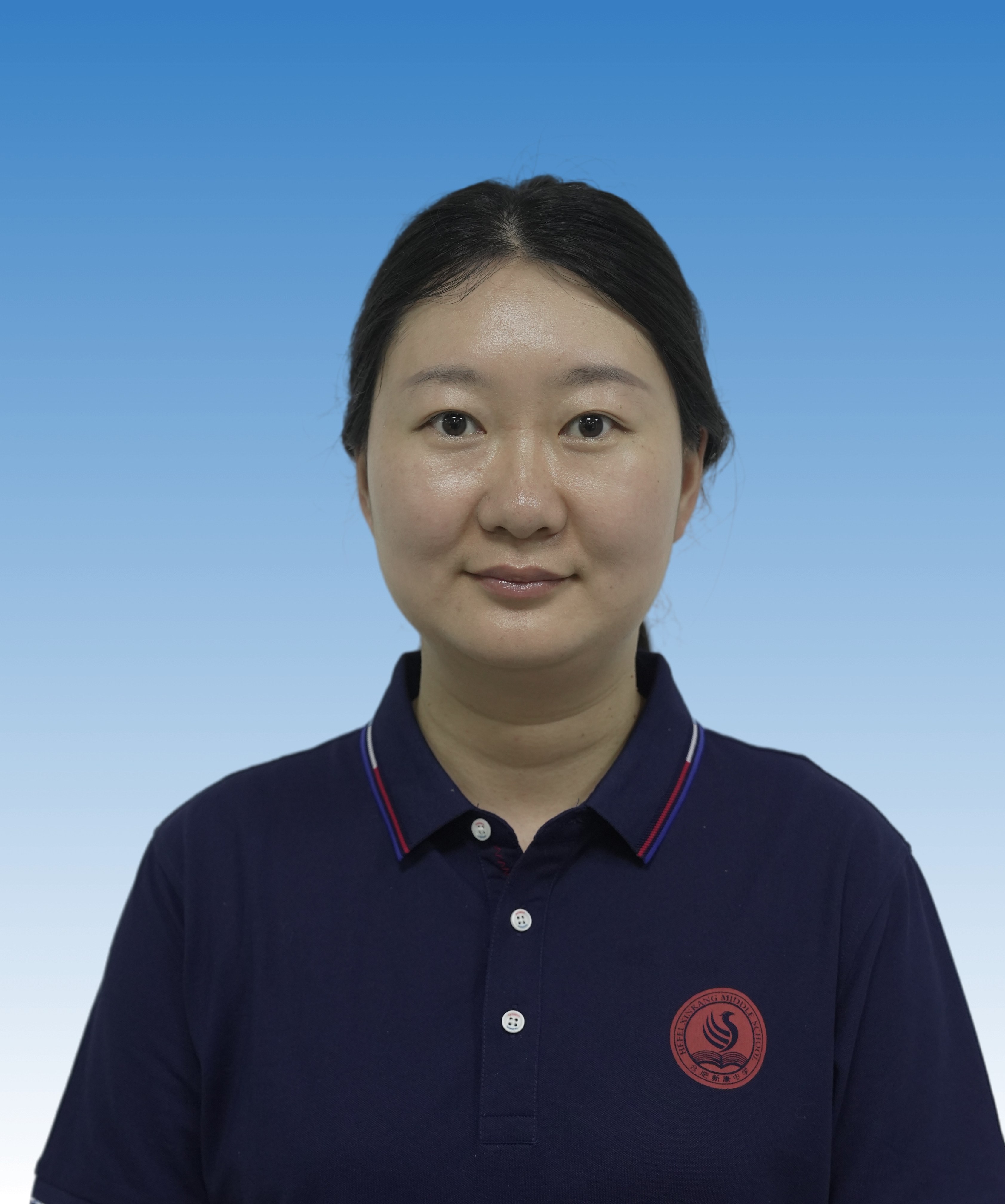 顾彬彬 高中部英语教师